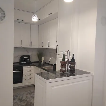 Emanuilo Apartman באניה לוקה