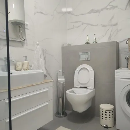 Emanuilo Apartman