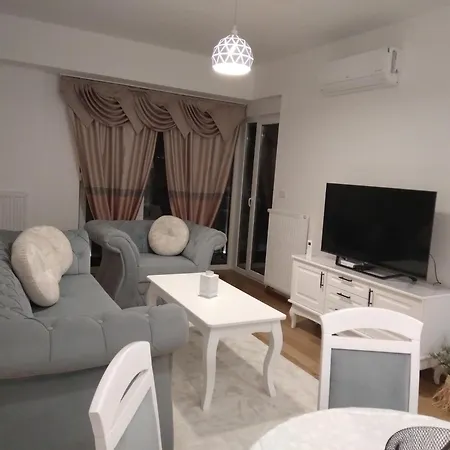 דירה Emanuilo Apartman *